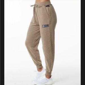 Alphalete Very Terry Jogger